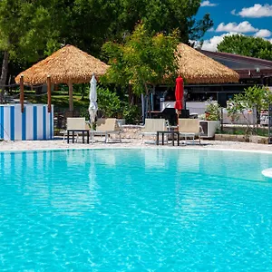 Il Podere Del Germano Reale Hotel